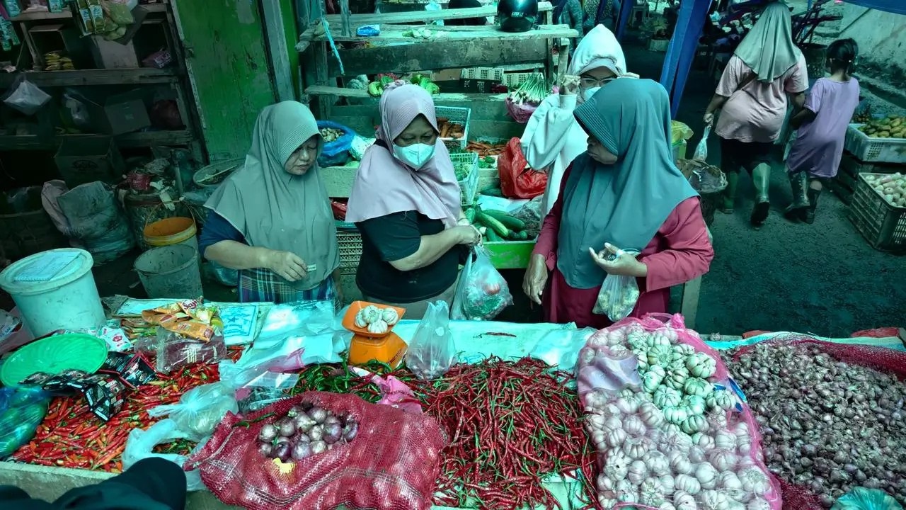 Cilacap Retail Revival: Toko Candra Menyambut Masa Depan